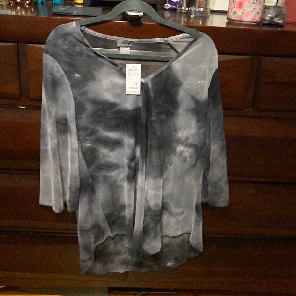 Jordan Taylor grey tie dye look cover up. Size M
